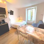 Meublé De Tourisme Dans Parc Arboré 1000m2 - Sejour-la-roche Eperon Appartement La Roche-Posay