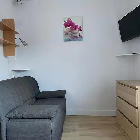 Meuble De Tourisme Dans Parc Arbore 1000m2 - Sejour-la-roche Eperon * La Roche-Posay