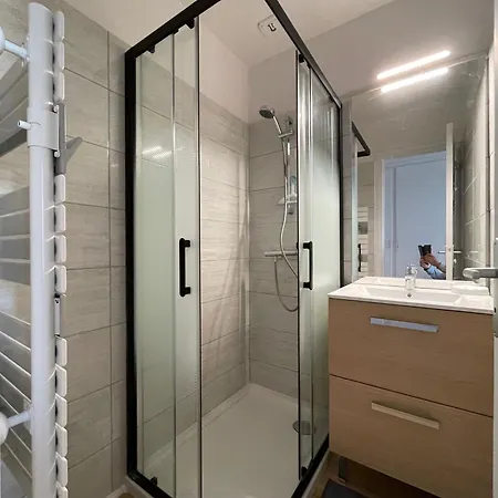 Apartment Meuble De Tourisme Dans Parc Arbore 1000m2 - Sejour-la-roche Eperon *