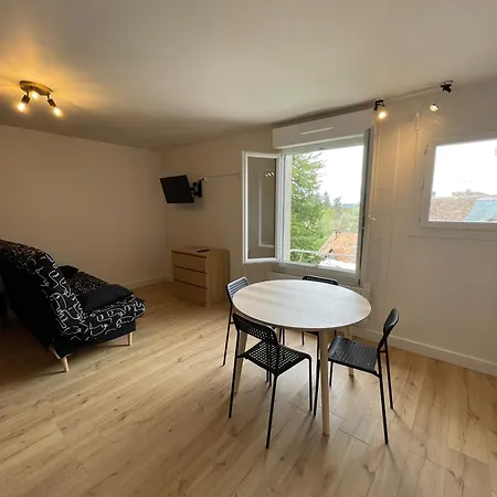 Meuble De Tourisme Dans Parc Arbore 1000m2 - Sejour-la-roche Eperon La Roche-Posay