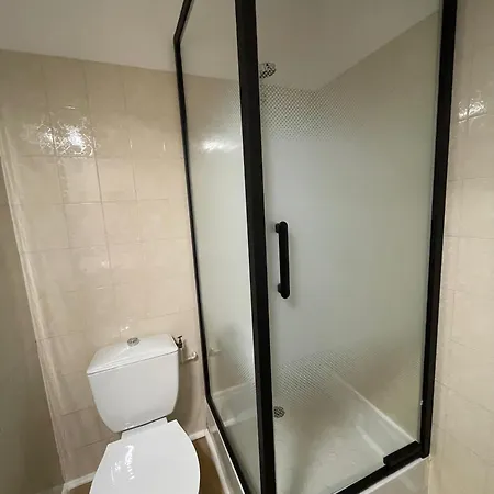 Meublé De Tourisme Dans Parc Arboré 1000m2 - Sejour-la-roche Eperon *