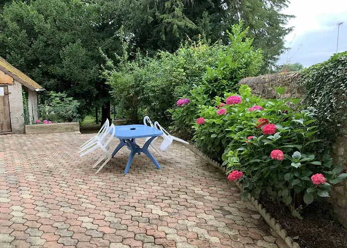 Meuble De Tourisme Dans Parc Arbore 1000m2 - Sejour-la-roche Eperon Apartment *